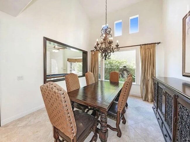 Photo - 2531 Costero Magestuoso