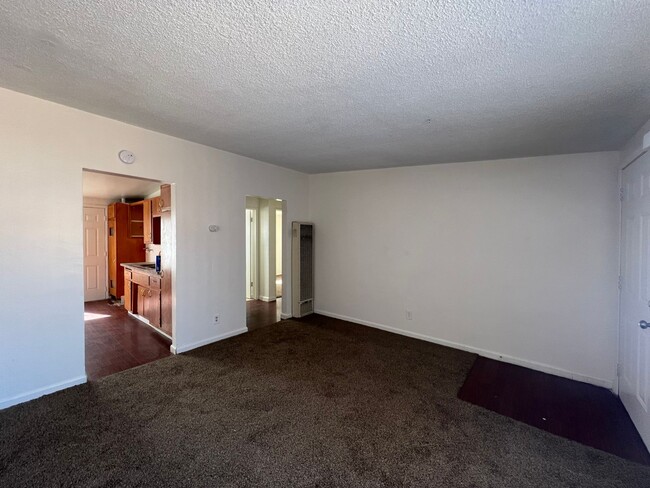 Photo - P160 Unit # A