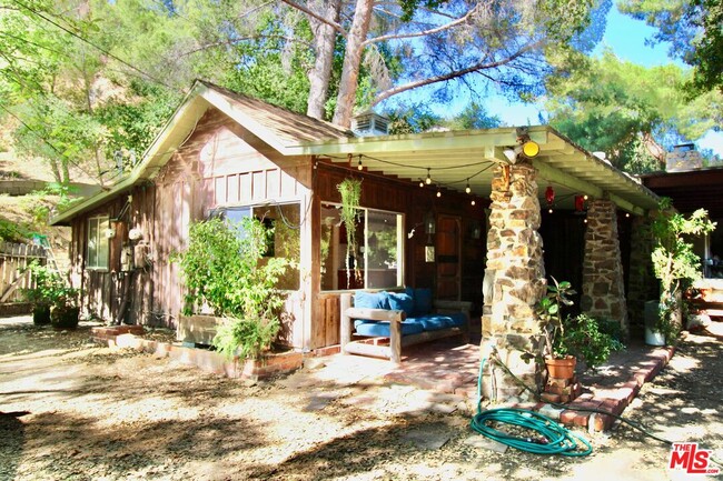 Photo - 20200 Paradise Ln