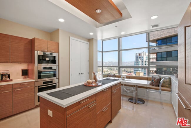 Photo - 10776 Wilshire Blvd Unit 1801