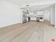 Photo - 850 S Crenshaw Blvd Unit 409