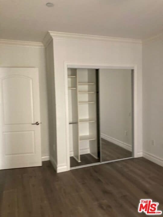 Photo - 11911 Mayfield Ave Unit 106