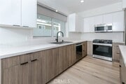 Photo - 10218 Fernglen Ave Unit 101