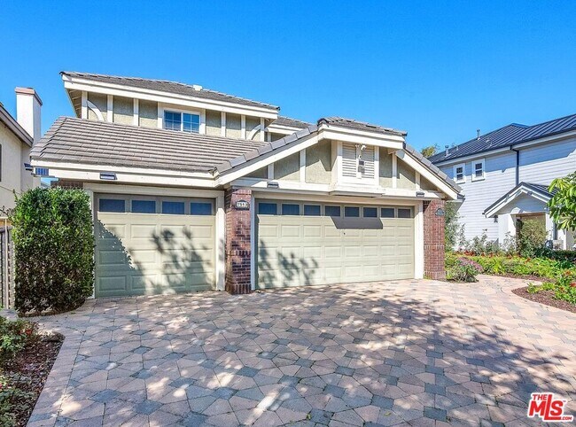 Photo - 7513 W 83rd St