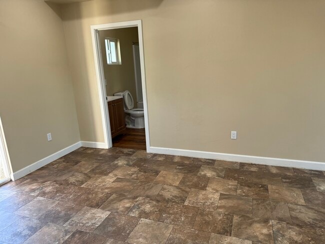 Photo - 5448 Mary Lane Dr