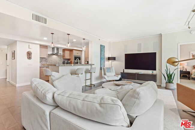 Photo - 13650 Marina Pointe Dr Unit 309