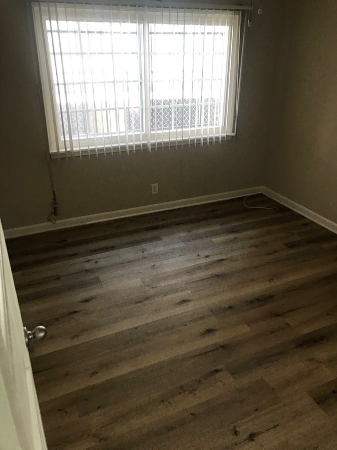 Photo - 116 E Buckthorn St Unit B