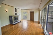 Photo - 6100 Glen Oak St House