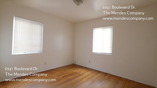 Photo - 6941 Boulevard Dr