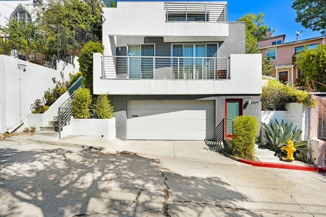 Your Perfect 3/2.5 Los Angeles Home Availa... - Your Perfect 3/2.5 Los Angeles Home Availa...