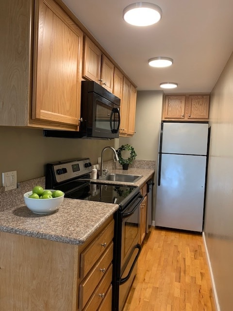 Building Photo - 11714 Goshen Ave