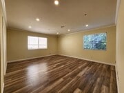 Photo - 420 Riverdale Dr