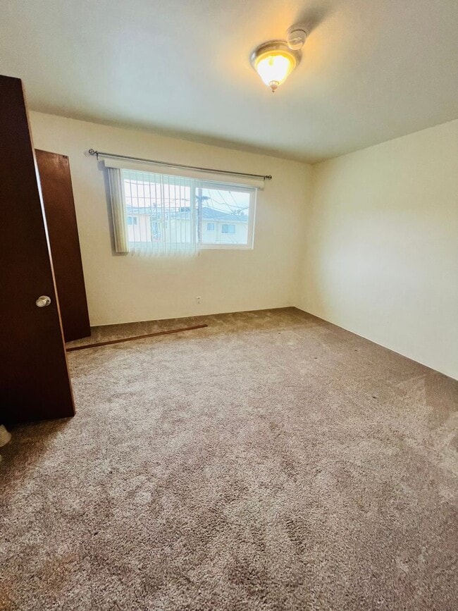 Photo - Midtown Ventura - One bedroom, one bath upstairs apartment