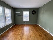 Photo - 3736 S Bentley Ave Unit 3736