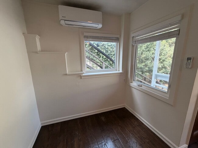 Photo - 2530 Glen Green St Unit 2528 1/2