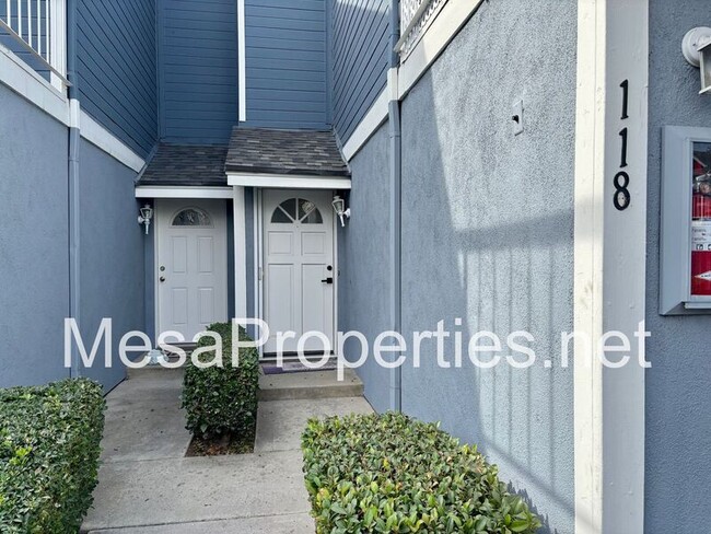 Photo - 118 N Glendora Ave