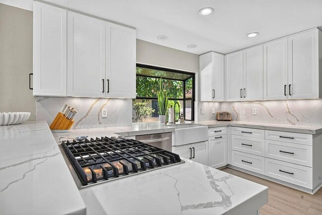 Photo - 77765 Cottonwood Cove