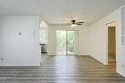 Photo - 4800 Williamsburg Ln Condo Unit 137