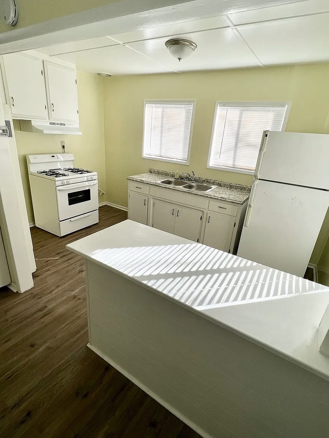 Photo - Charming one-bedroom, one-bath house Unit APT D