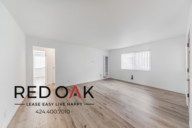 Building Photo - 354-360 Rennie Ave