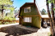 Photo - Cute Spacious Gambrel in Sugarloaf with Garage