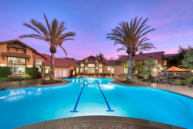 Building Photo - The Fairways at Westridge