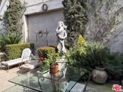 Photo - 2252 W Washington Blvd