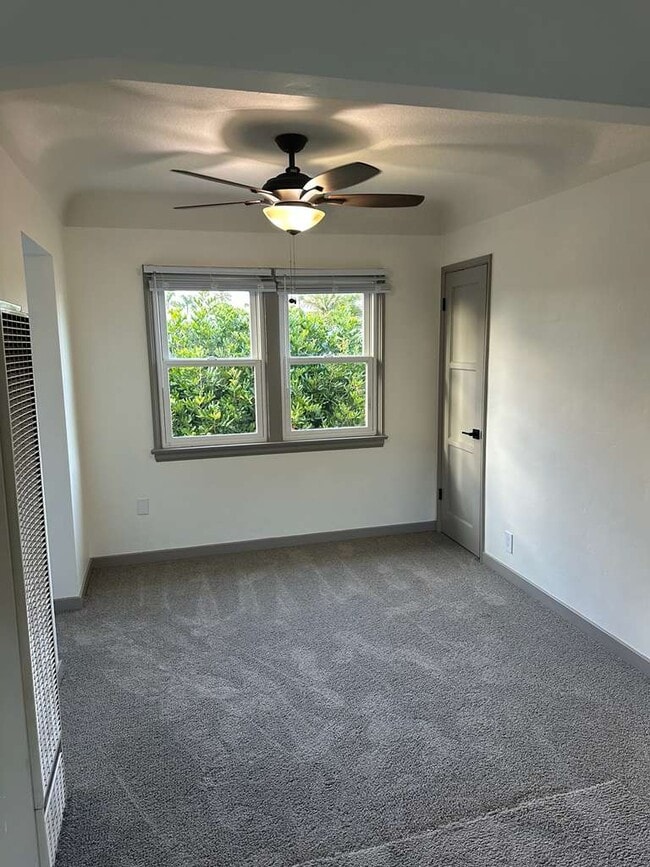 Dining Room - 235 Termino Ave Unit 7