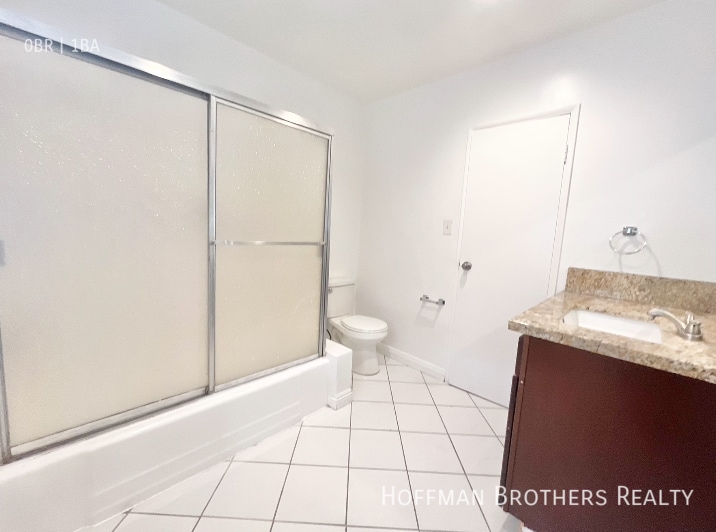 Photo - 6335 Whitsett Ave Unit 3