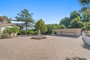 Photo - 3200 Oakley Dr House