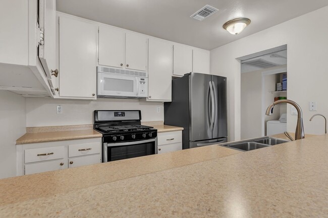 Photo - 403 Orange Blossom