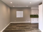Photo - 61(220) Unit 61ST(220F)