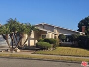 Photo - 3410 Via Marina Ave