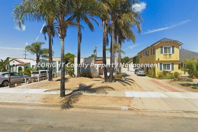 Building Photo - AVAILABLE NOW - Charming Home with Garage in Santa Maria - 2 Bed / 1 Bath