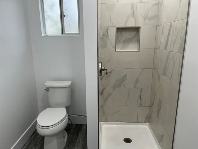 Photo - 452 N Alexander St