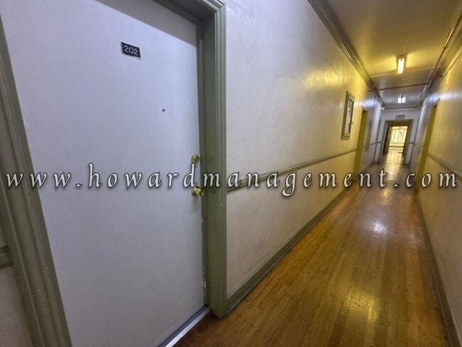 Photo - 00457BO Unit 202