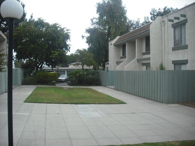 Photo - Spacious 2 bedroom 2 bath with garage & pool