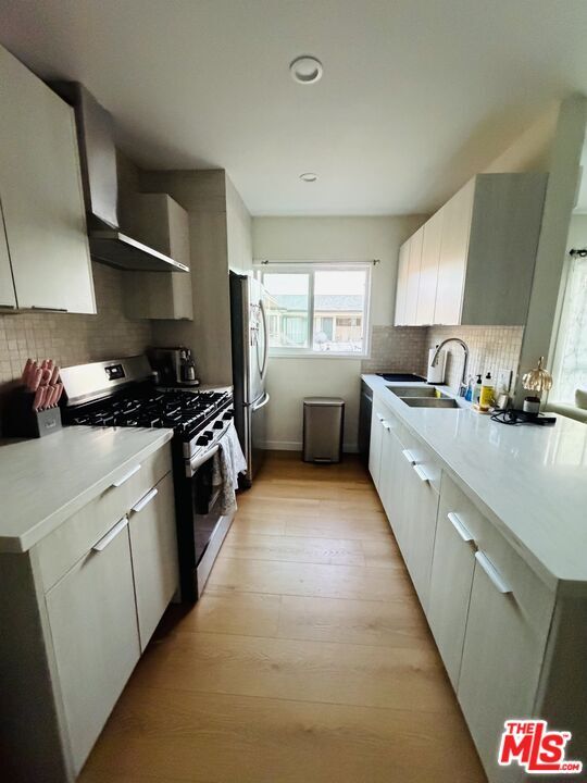 Photo - 348 Rexford Dr Unit 4