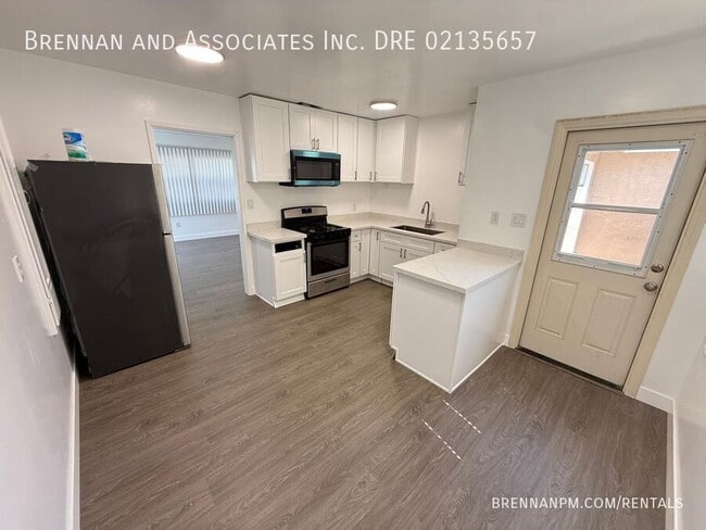 Photo - 456 Davidson-#B Unit #B