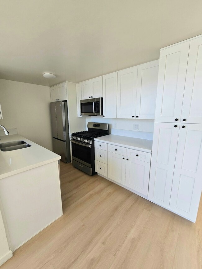 Photo - 3062 W. Fourth Street, Unit 308 Unit 308