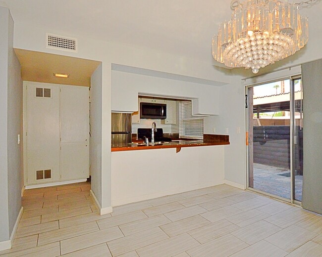 Photo - 2230 N Indian Canyon Dr