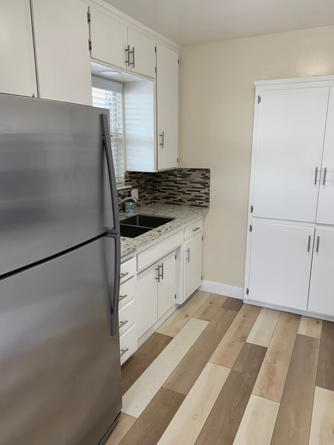 Photo - 233 S Horne St Unit 233-B