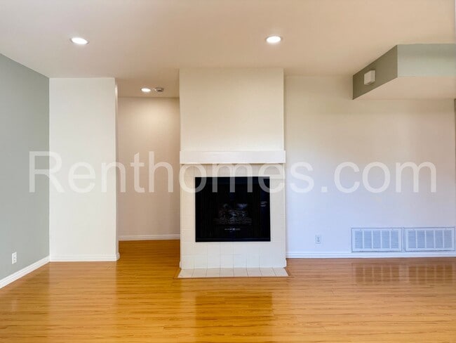 Photo - 10750 Aderman Ave Unit 73