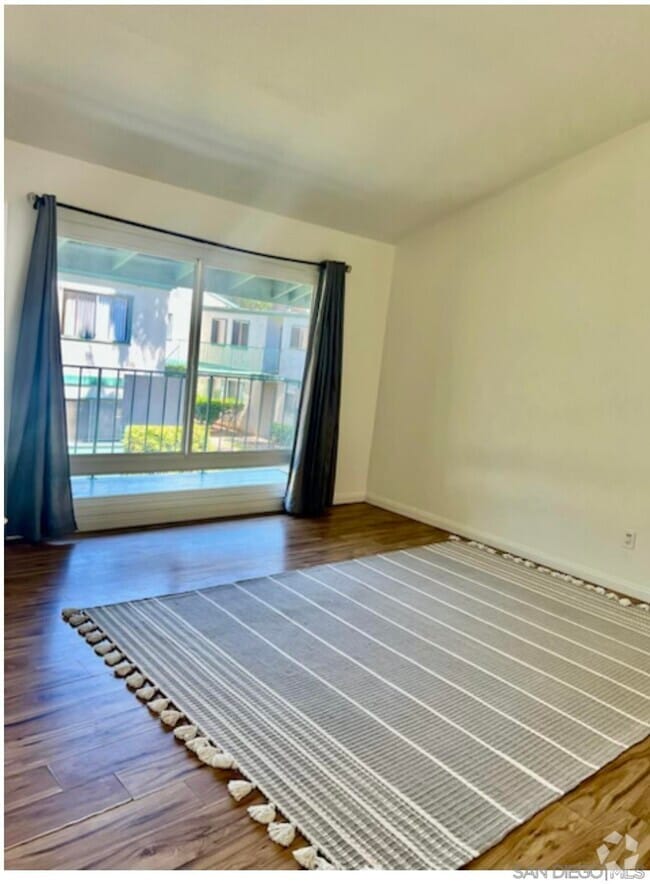 Building Photo - 1811 E Grand Ave Unit 86 Rental