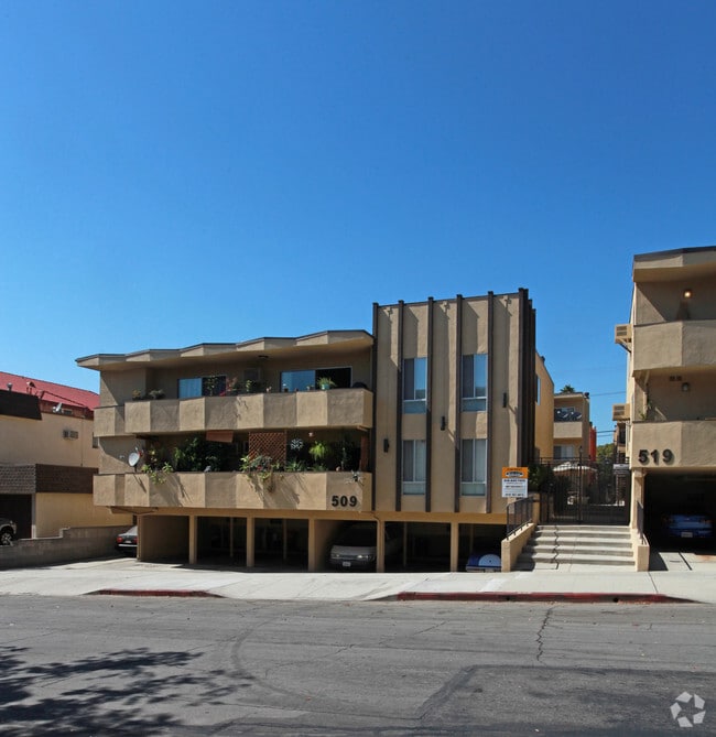 Building Photo - 509 E. San Jose Rental