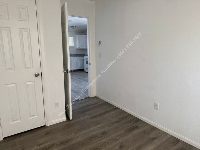 Photo - *** Please call us @ 661-266-1400 for info...