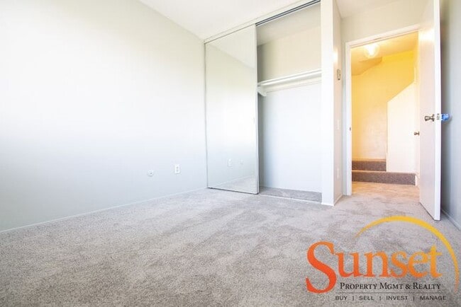 Photo - 3055 Cowley Way