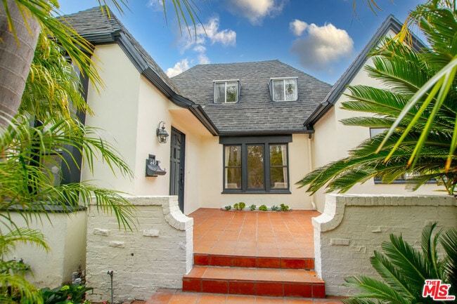 Photo - 449 S Citrus Ave