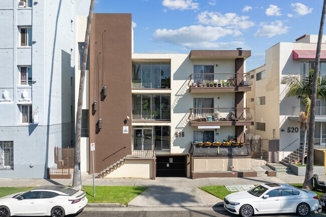 Building Photo - Kenmore Apartments