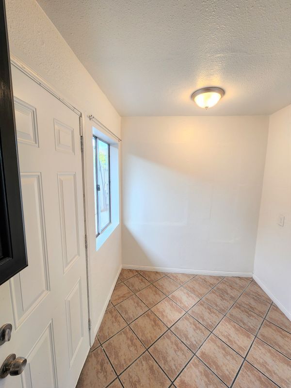 Photo - 2274 Kearney Ave